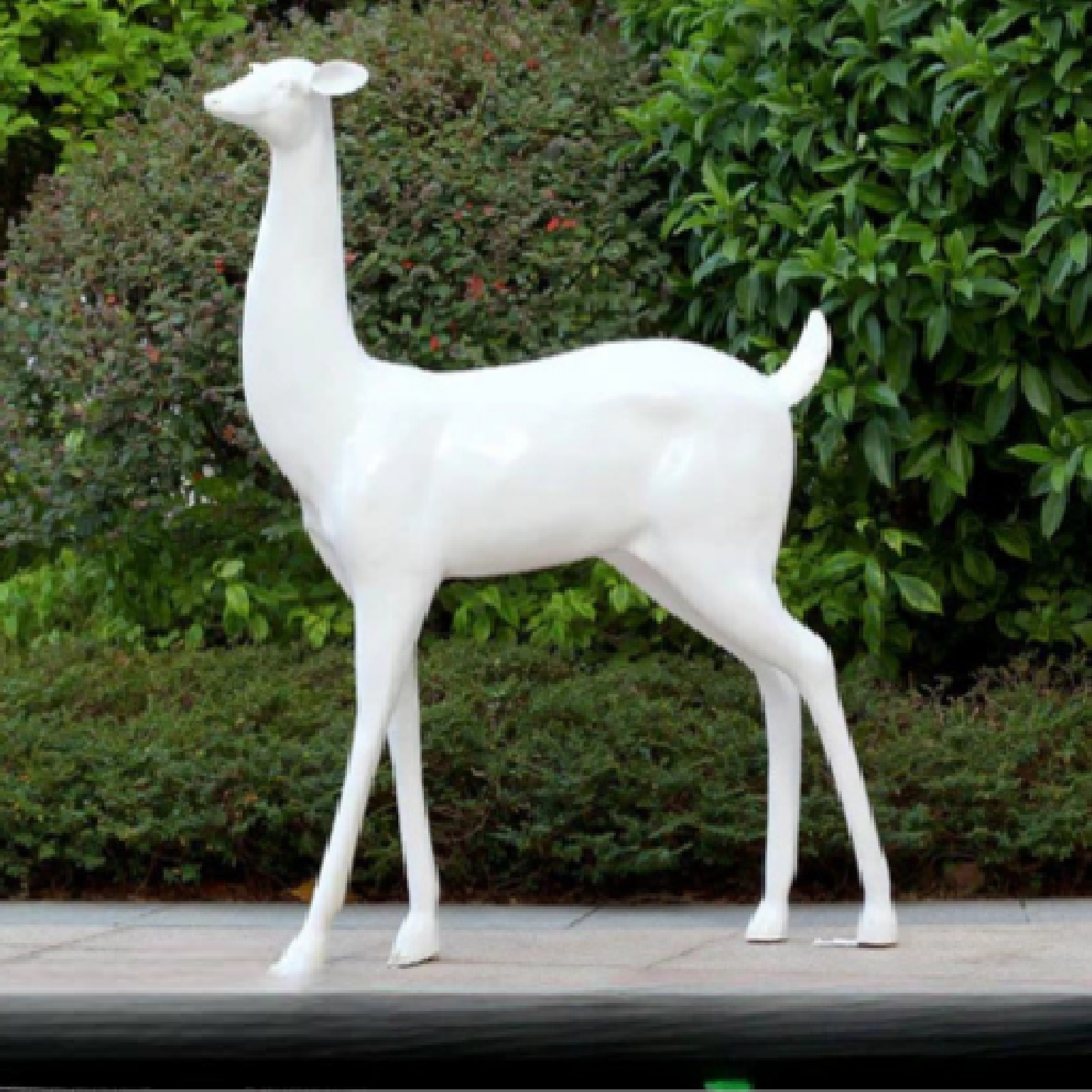Life size outdoor deer statues | Garden deer sculpture