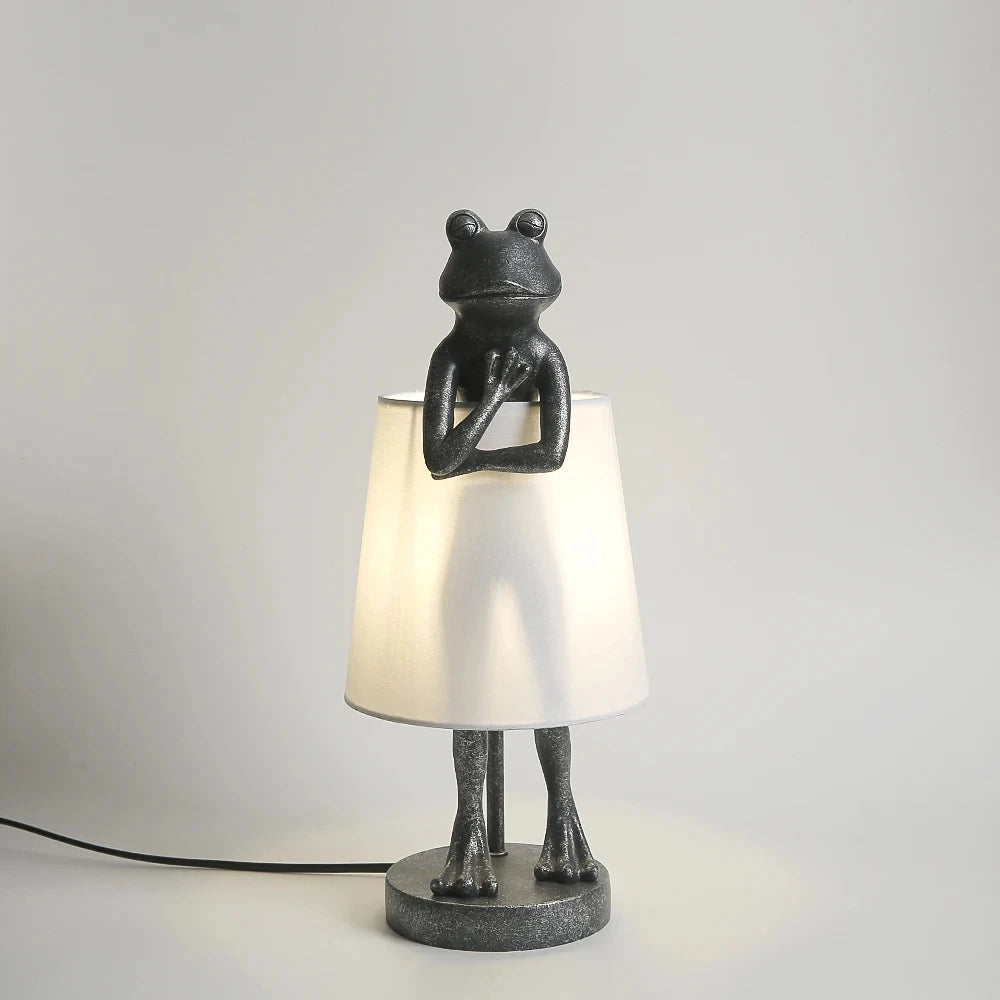 Frog led Table Lamp Resin Desk Lamp Led Lights for Room Retro Design Living Room Decorative Bedside lighting Fixtures Bedroom