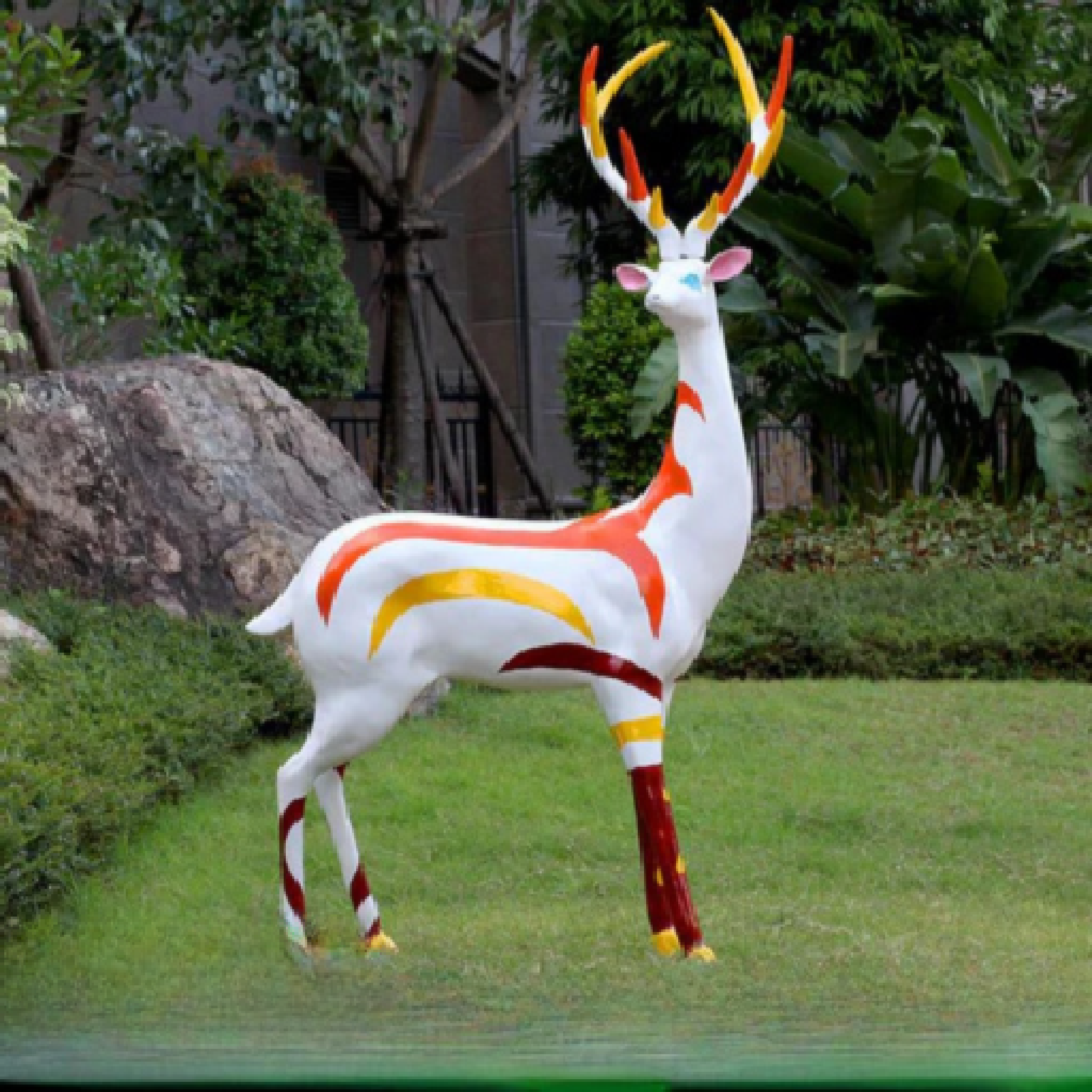 Life size outdoor deer statues | Garden deer sculpture