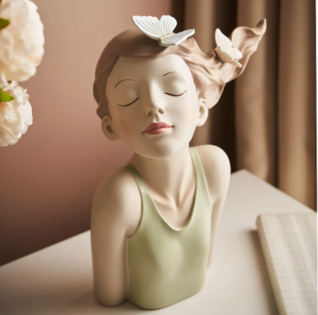 Girl Sculpture Decoration
