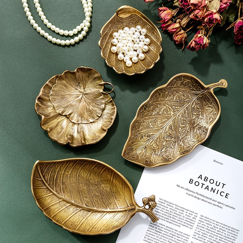 TREE SHELL SHAPE DISH