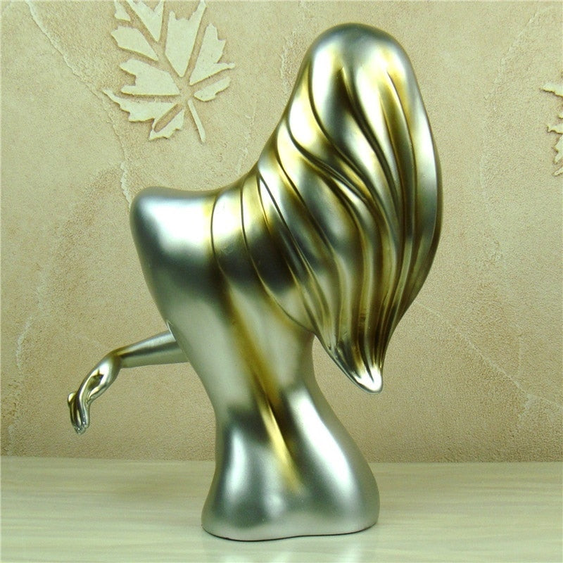 Belle Sculpture