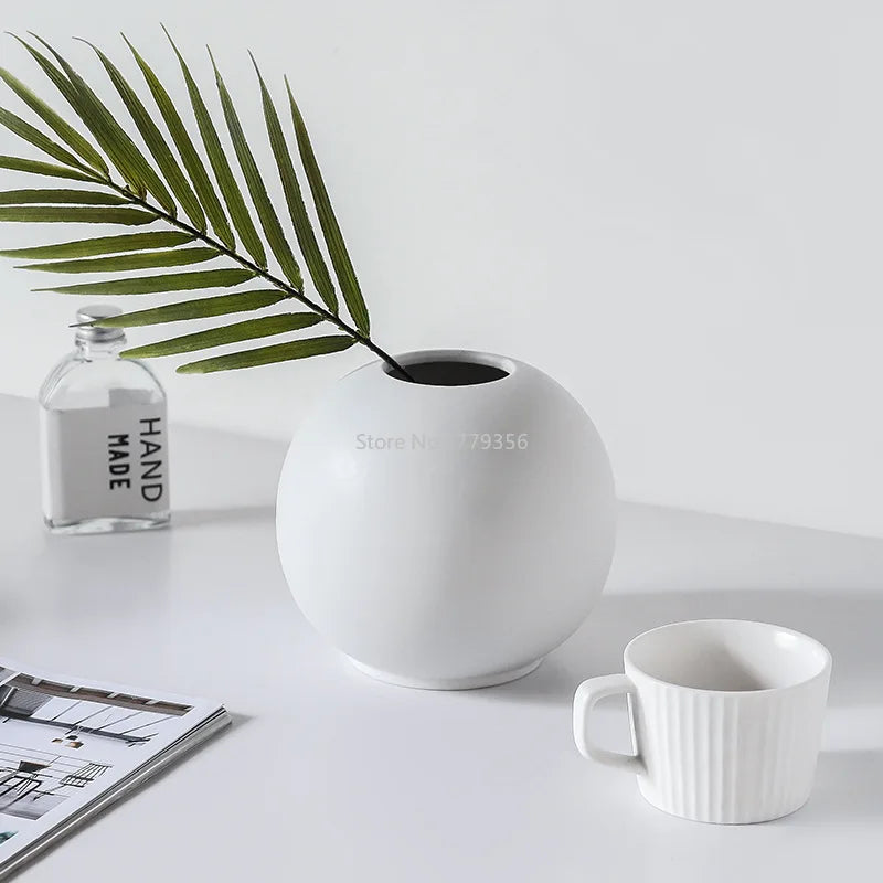 Nordic Spherical Vase | Ceramic Home Ornaments