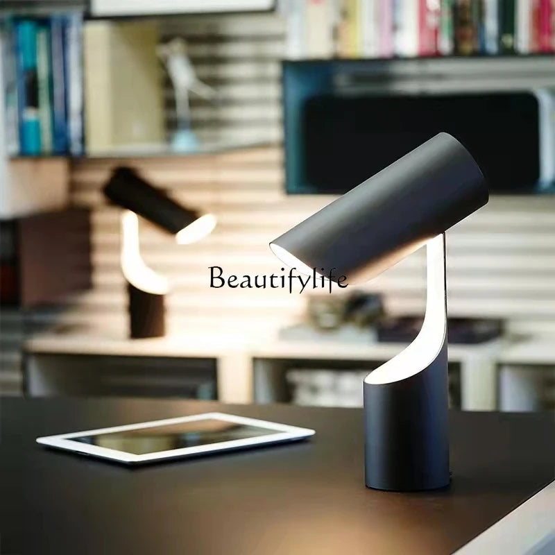  black table lamp