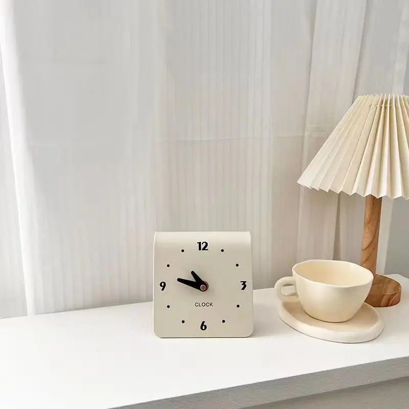 perfect table clock