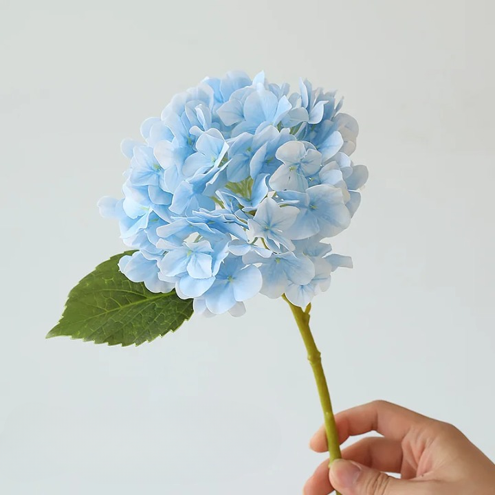 Moisturizing Artificial Hydrangeas | Real Touch Latex Decor
