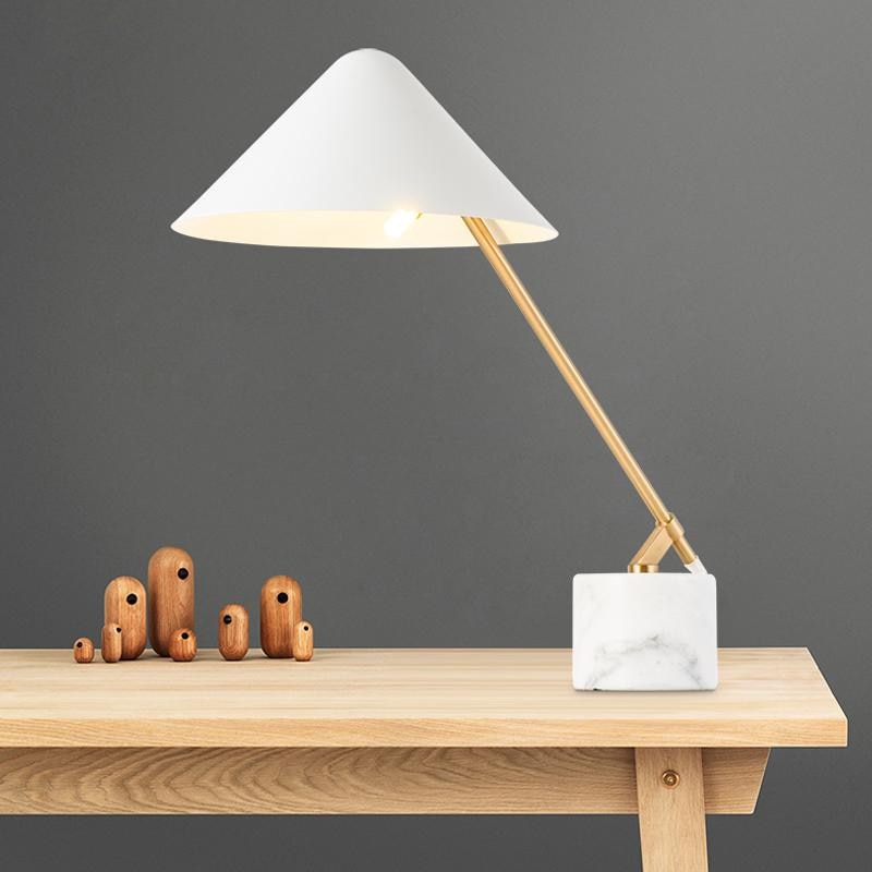 Swing arm table lamp