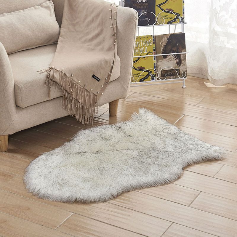 Faux fur rug