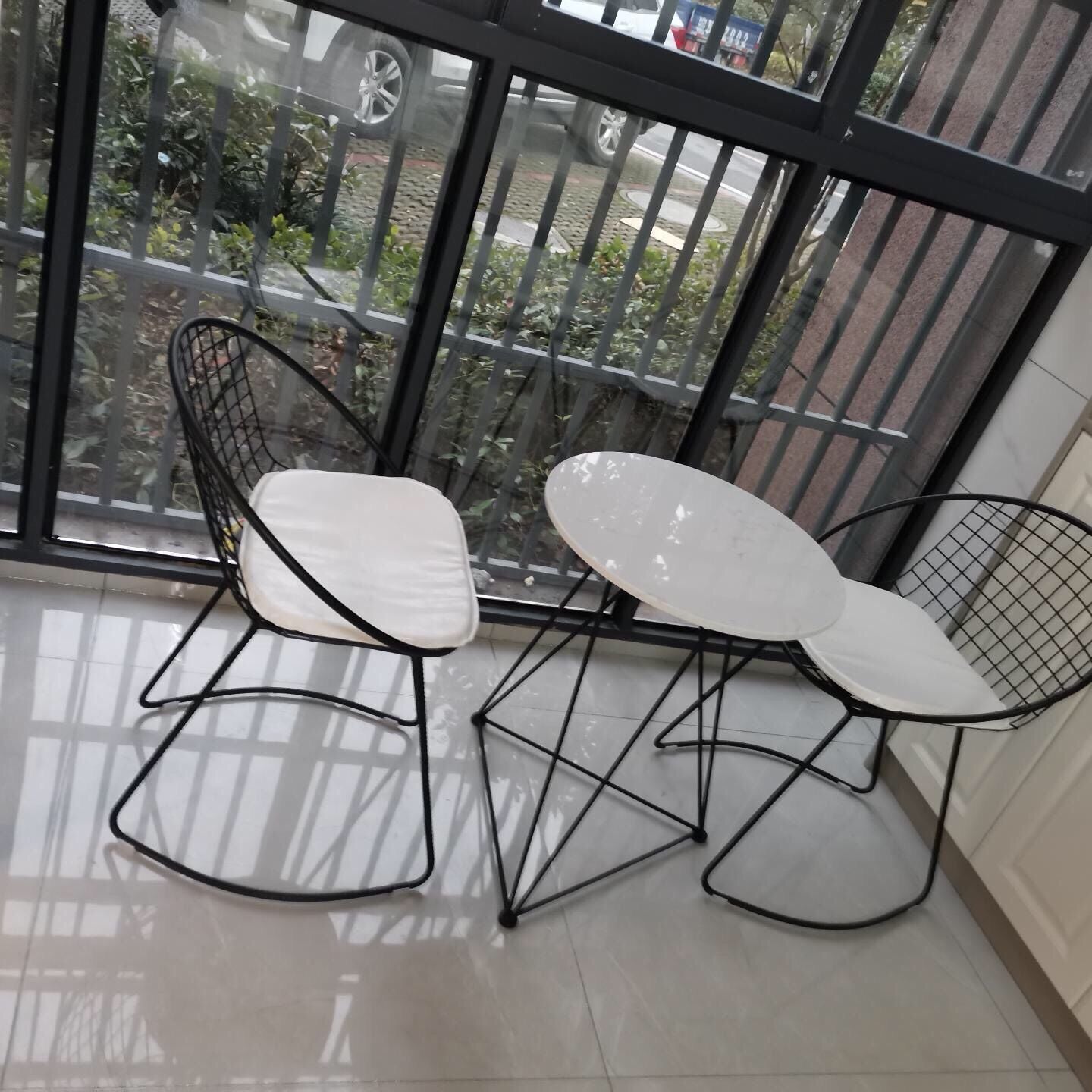 coffee table with chairs for balcony