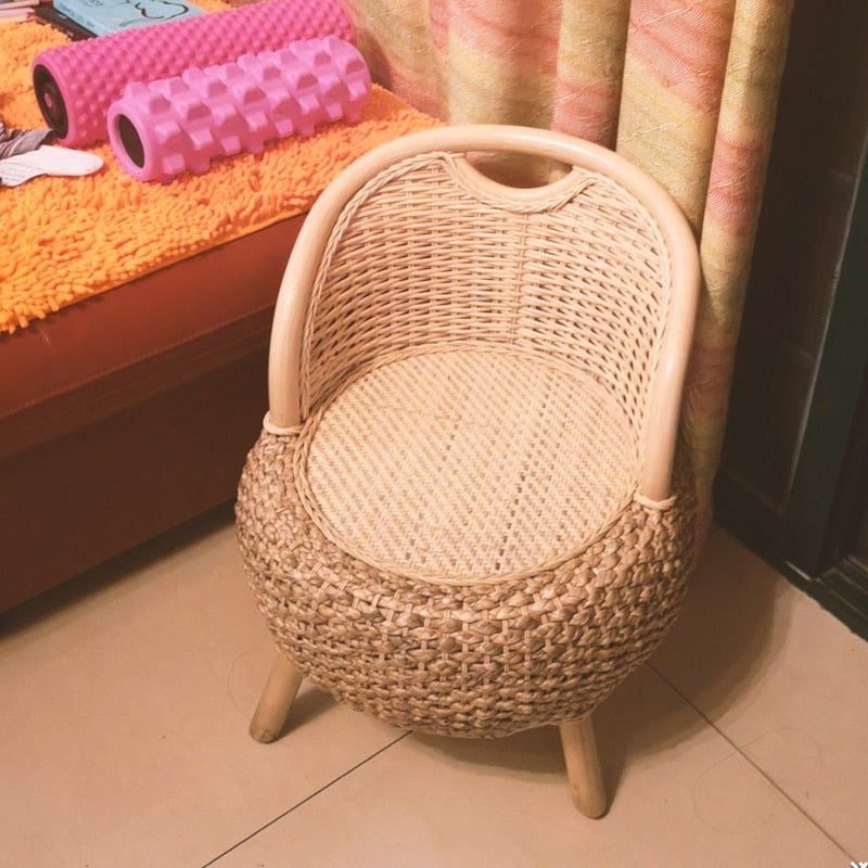 rattan swivel chair