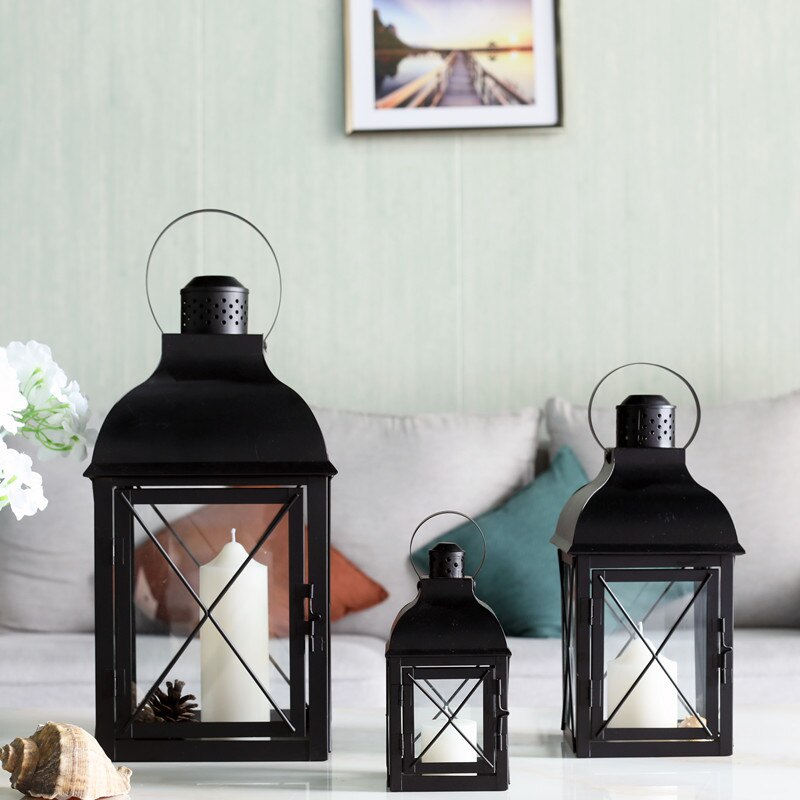 black multiple lantern