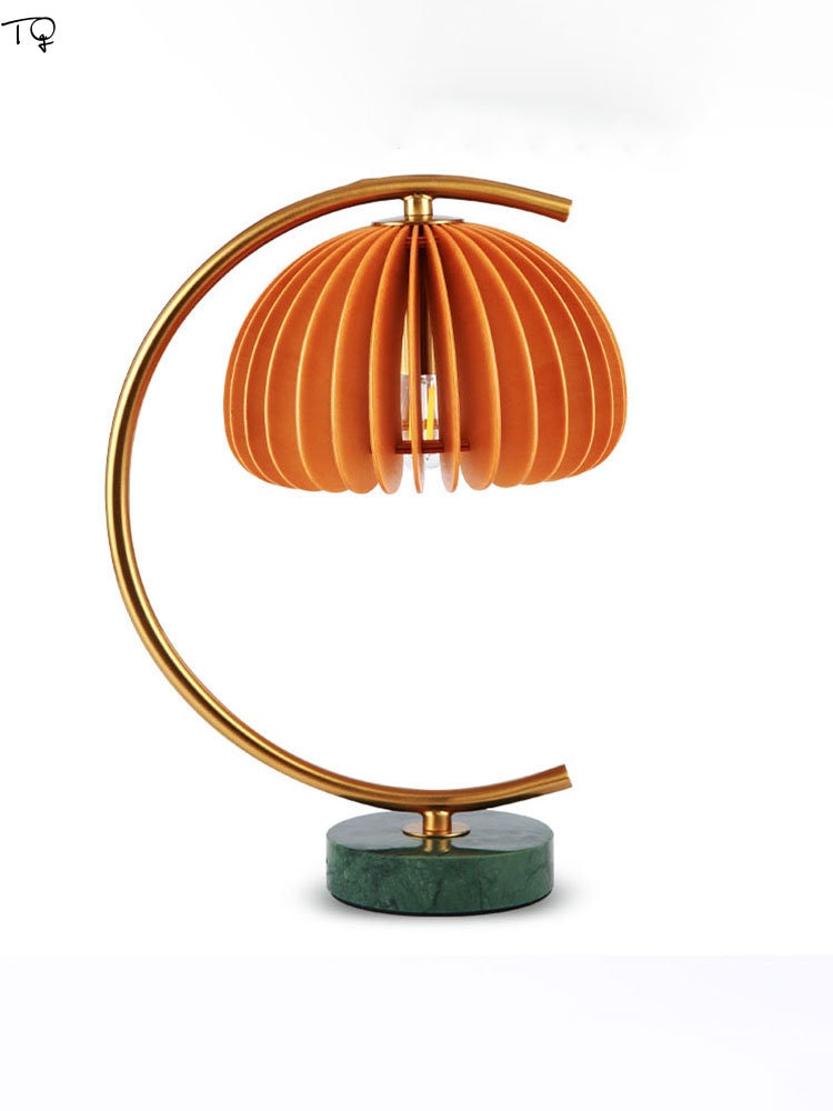 curved table lamp