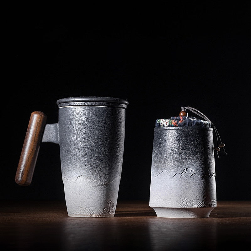 cup with wooden lid