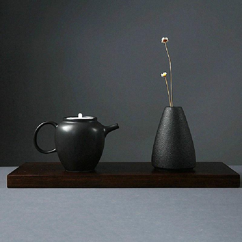 SIMPLICITY TABLETOP ORNAMENT