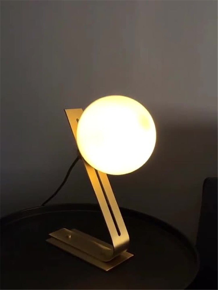 ball table lamp