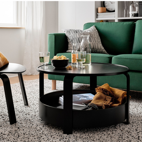 black color table