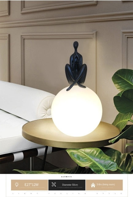 sculptural table lamp