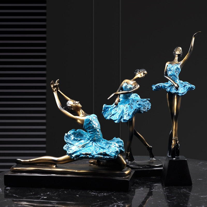 Ballet Dancer Figurine